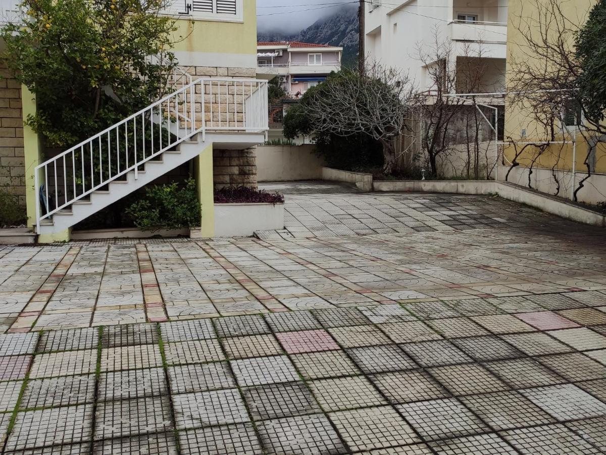 Apartments Ivo Makarska Bagian luar foto