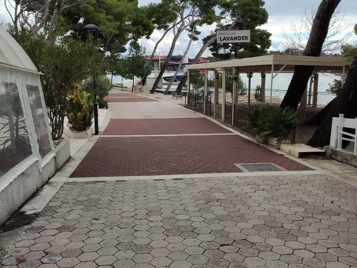 Apartments Ivo Makarska Bagian luar foto