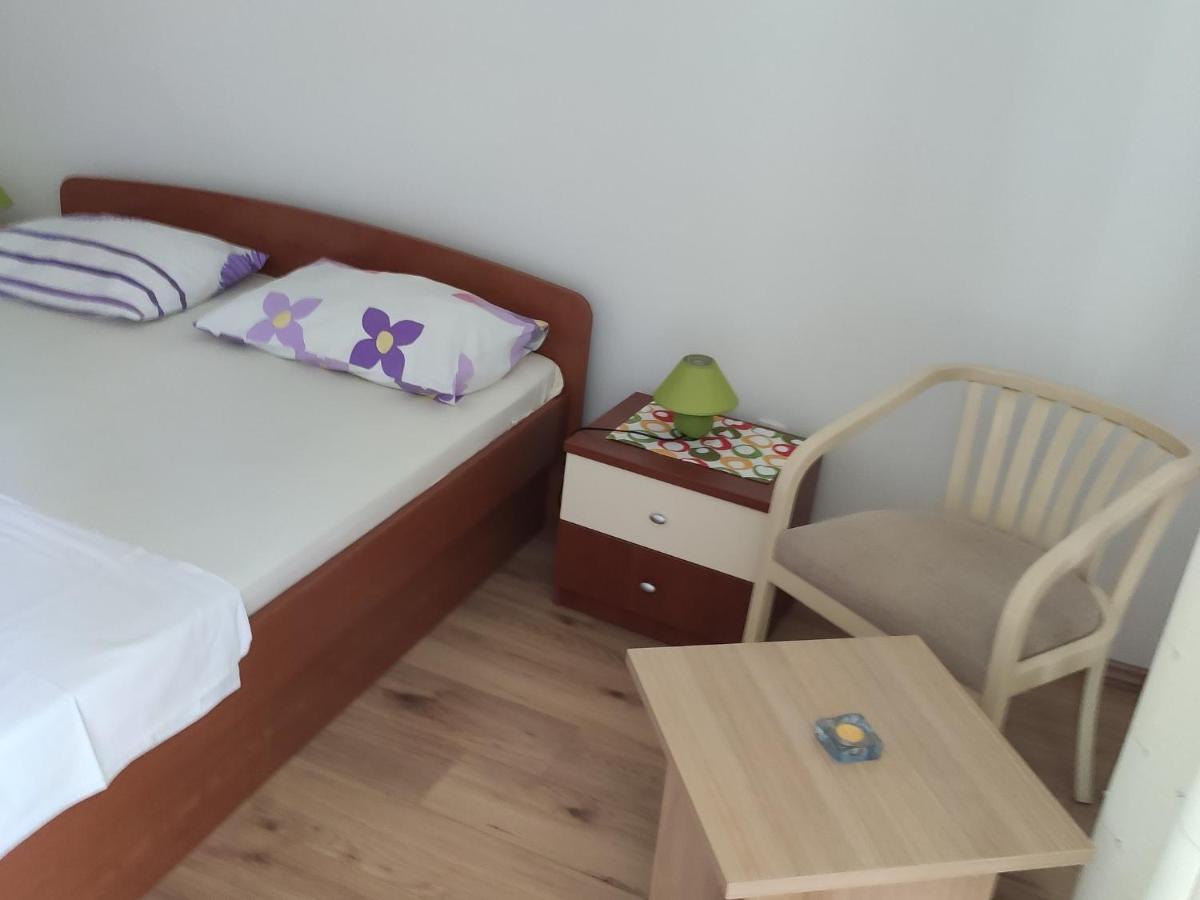 Apartments Ivo Makarska Bagian luar foto