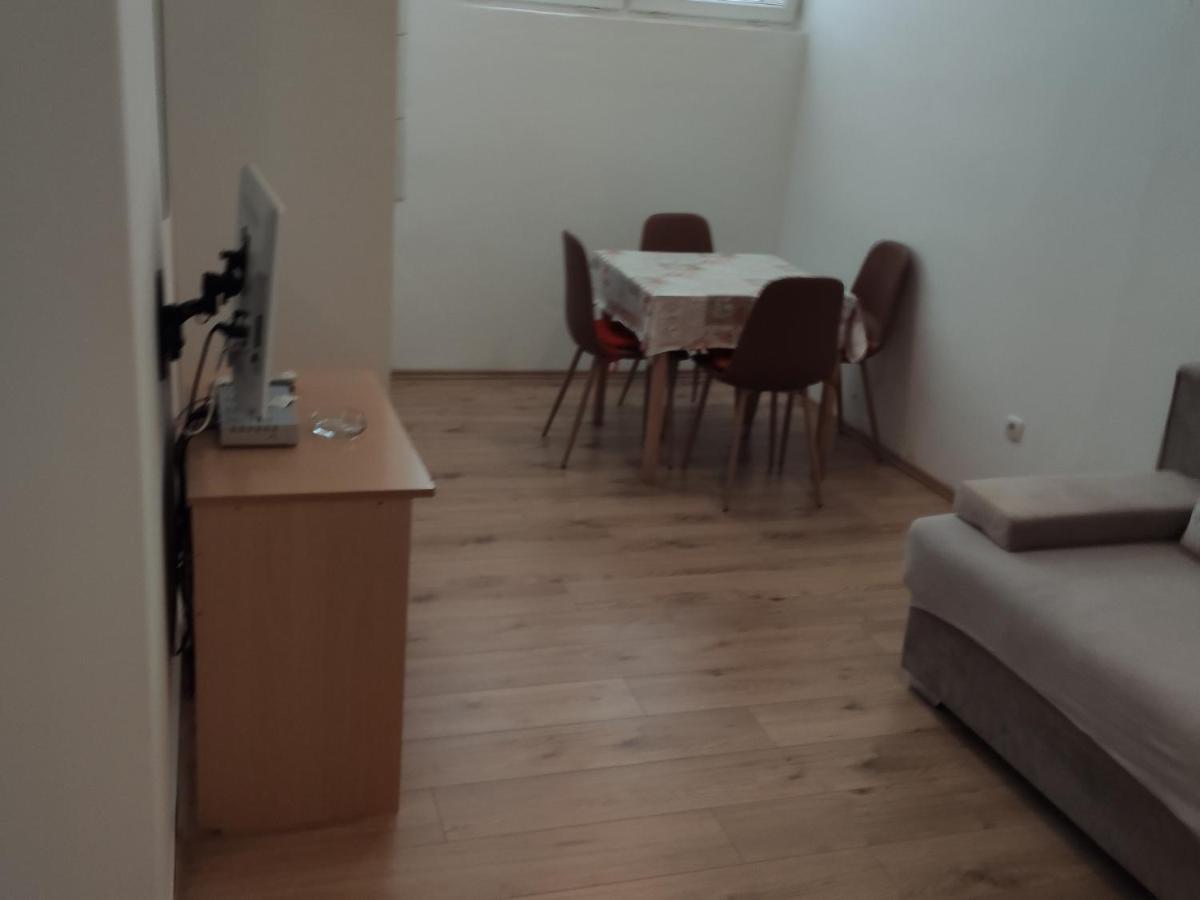 Apartments Ivo Makarska Bagian luar foto