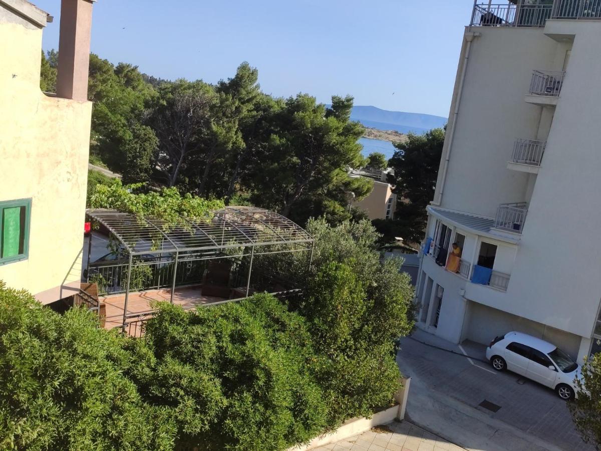 Apartments Ivo Makarska Bagian luar foto