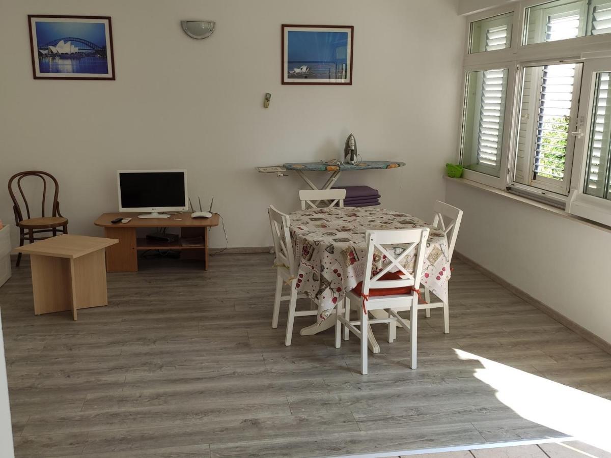 Apartments Ivo Makarska Bagian luar foto